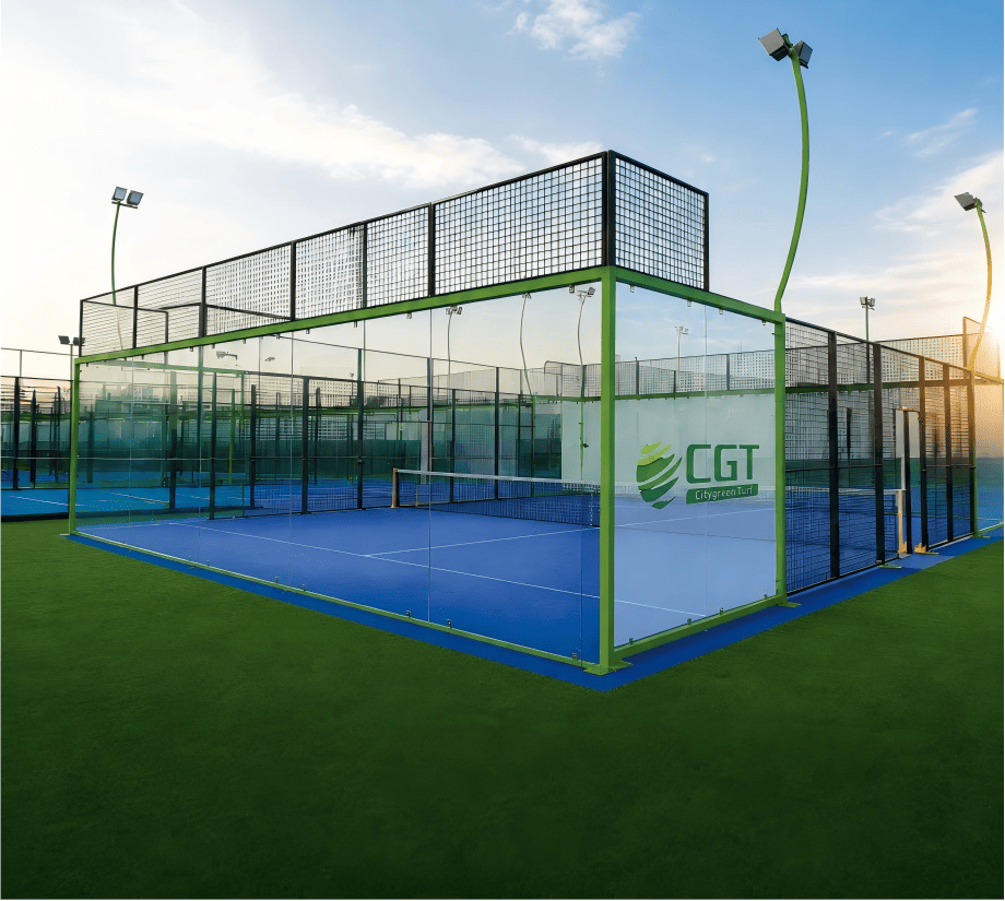 Full-panoramic-padel-court-with-unobstructed-glass-corners-and-clear-spectator-sightlines