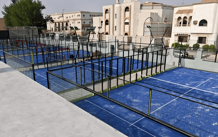 Panoramic-padel-courts-for-a-professional-commercial-venue-in-Saudi-Arabia